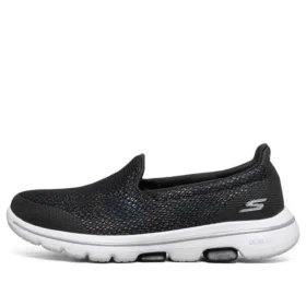 Go Walk 5 Slip-on “Black White”