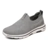 Go Walk 5 Slip-on “Grigio”