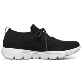 Go Walk Evolution Ultra “Black And White”