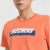 Maglietta Skechers da uomo a maniche corte con stampa, arancione e rosso