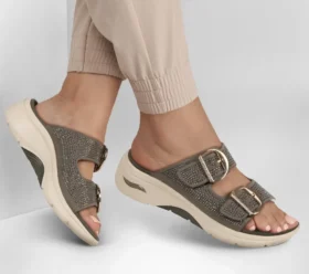 Martha Stewart: Sandalo Go Walk Arch Fit 2.0 – Showstopper