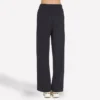 Pantaloni comodi e lussuosi Pantaloni comodi e lussuosi
