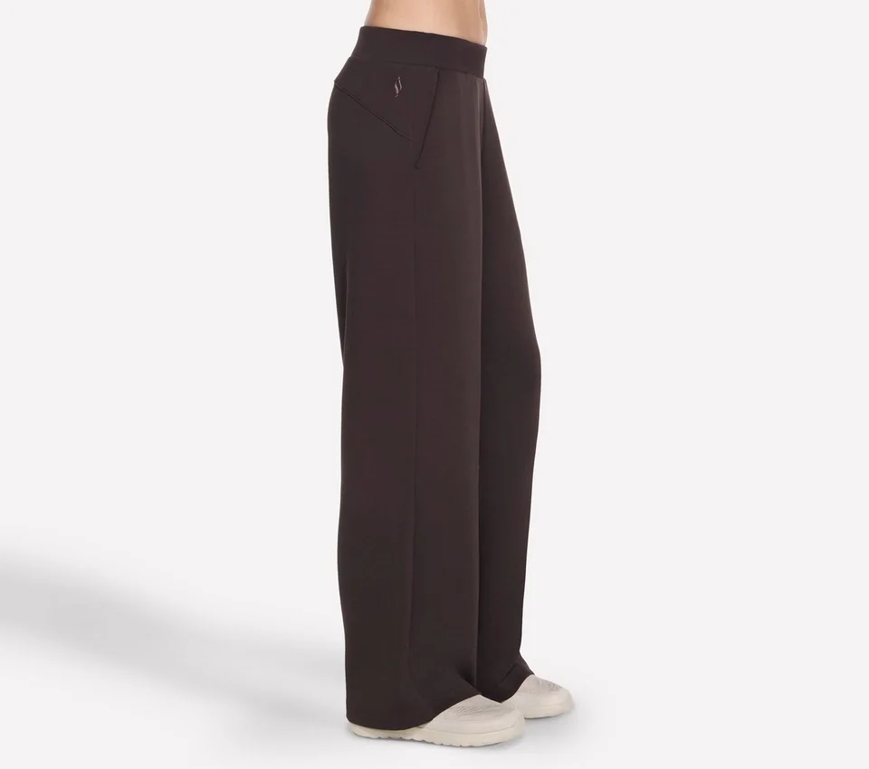 Pantaloni comodi e lussuosi Pantaloni comodi e lussuosi