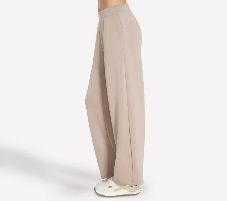 Pantaloni comodi e lussuosi Pantaloni comodi e lussuosi