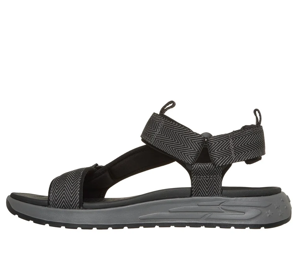 Relaxed Fit: Sandalo da jogging Street Retro – Finn Relaxed Fit: Sandalo da jogging Street Retro – Finn