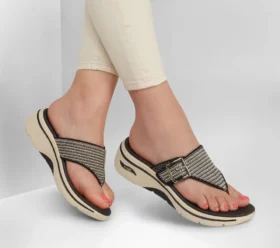Sandalo Go Walk Arch Fit 2.0 – Resort Day