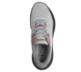 Skechers Slip-ins: Max Cushioning Glide-Step – Pubblicità